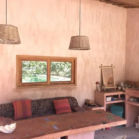 Luberon : Maison Pres De Et Gordes Holiday home *