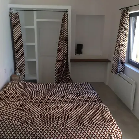 Holiday home Luberon : Maison Pres De Et Gordes Joucas