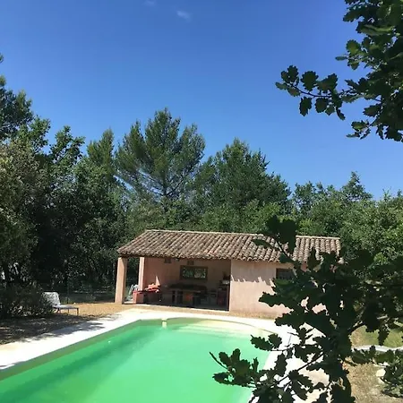 Luberon : Maison Pres De Et Gordes Holiday home Joucas
